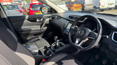 Nissan Qashqai 1.3 DiG-T Acenta Premium 5dr Petrol Hatchback